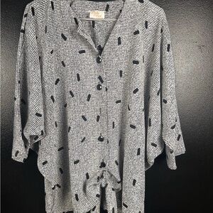 Chic Black and White Patterned Button Down Shirt